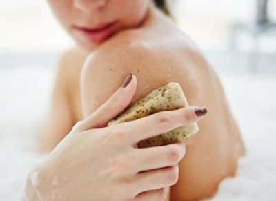 Làm thế nào cho da cơ thể mịn màng, trắng hồng bình dân mà hiệu quả